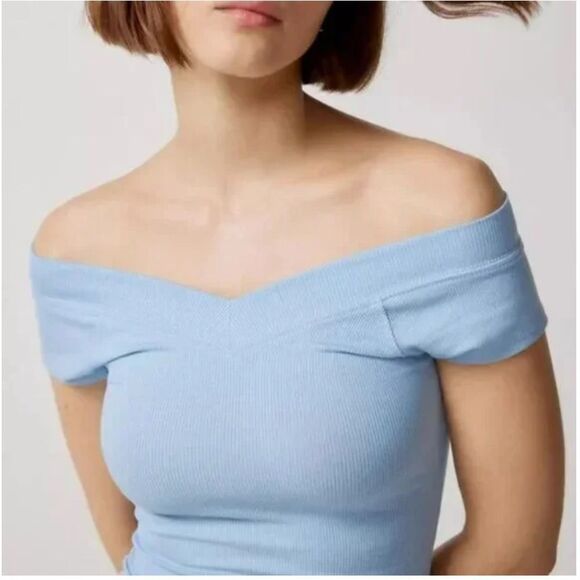 BDG Urban Outfitters Shannen Ribbed V-Neck Top - Picture 2 of 5